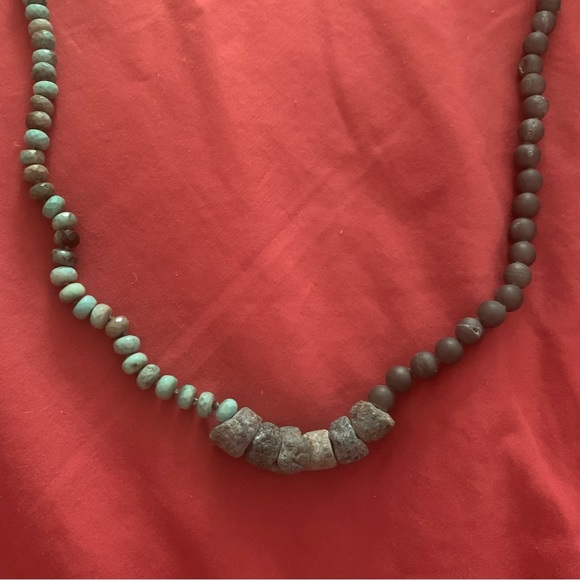 *MAGIC* Cheryl Dufault Light Grey Druzy Chrysoprase Ancient Stones Necklace NWT - Picture 2 of 5